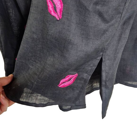 Casey Coleman Black Linen Button Up Shirt 2X Embroidered Pink Lip Artsy Eclectic - Picture 3 of 10